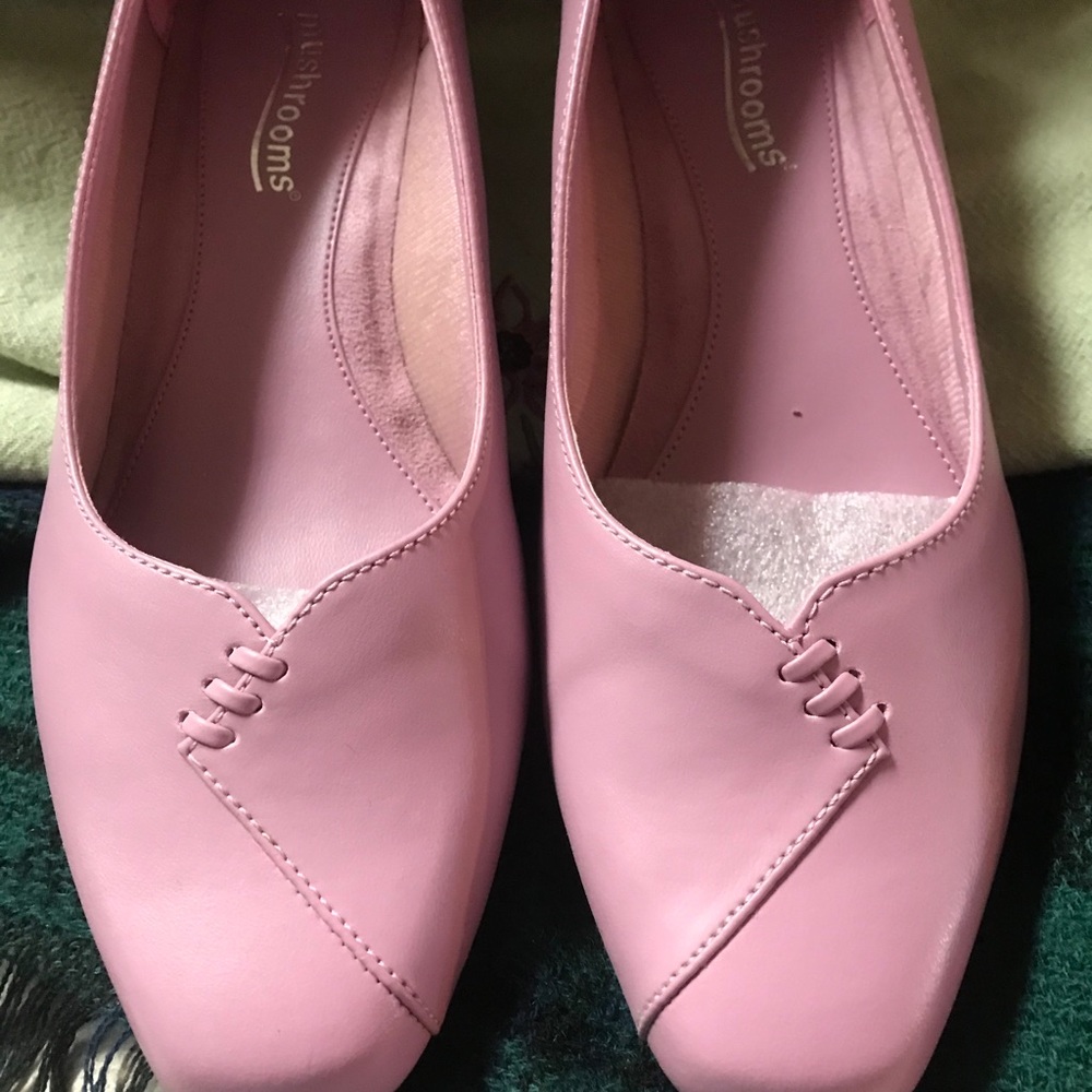 Mushrooms Lilac in color, women’s shoes,